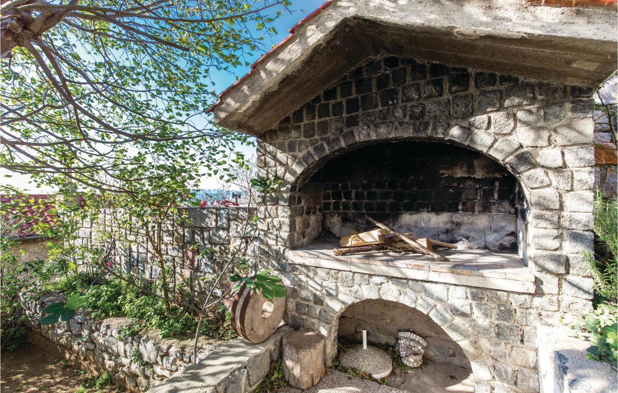 Nice Apartment In Senj With Ethernet Internet Экстерьер фото